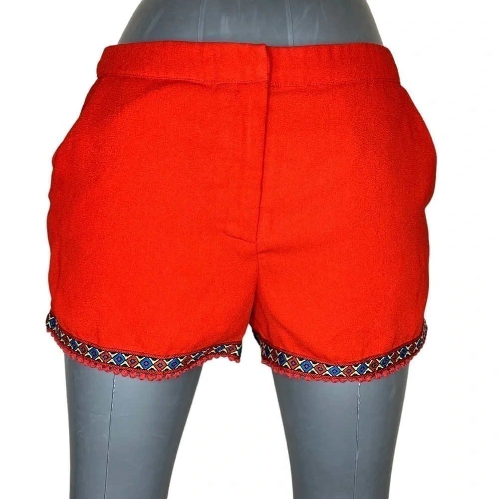 M Red Shorts Boho Embroidered Accent Medium Dressy Chino